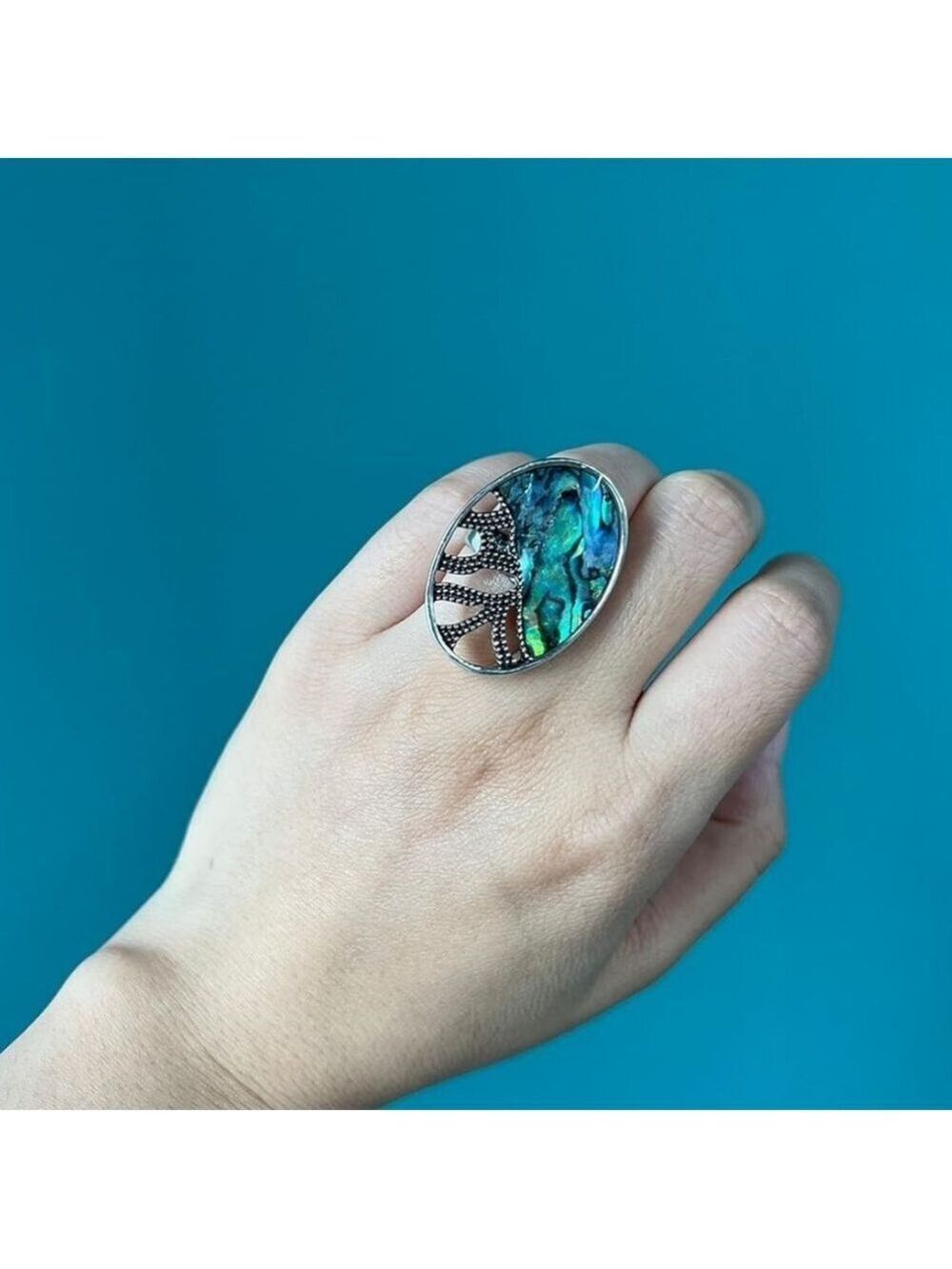 Retro Cocktail Statement Ring - Picture 2 of 6